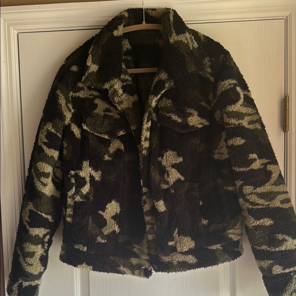 SOLD NOT AVAILABLE